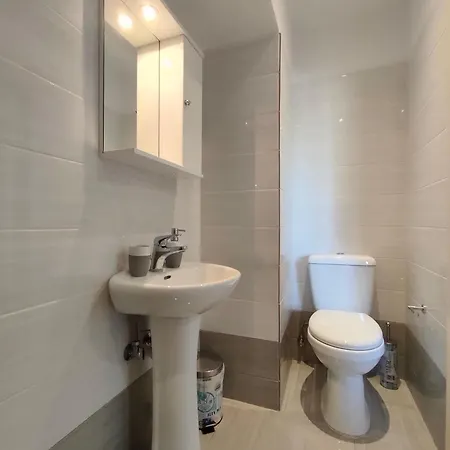 Apartment Pefki 8 *